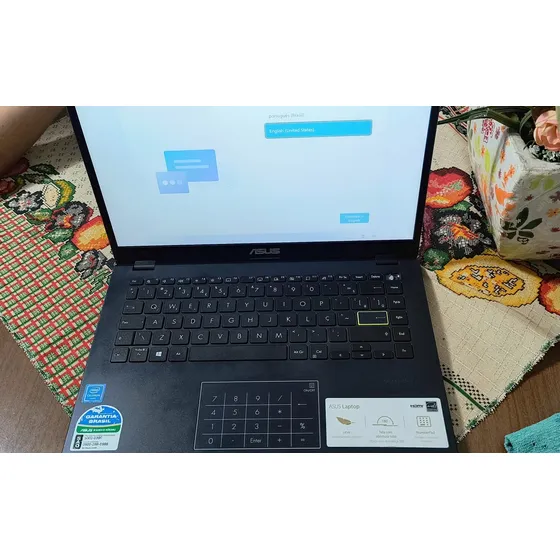 Notebook Asus E410