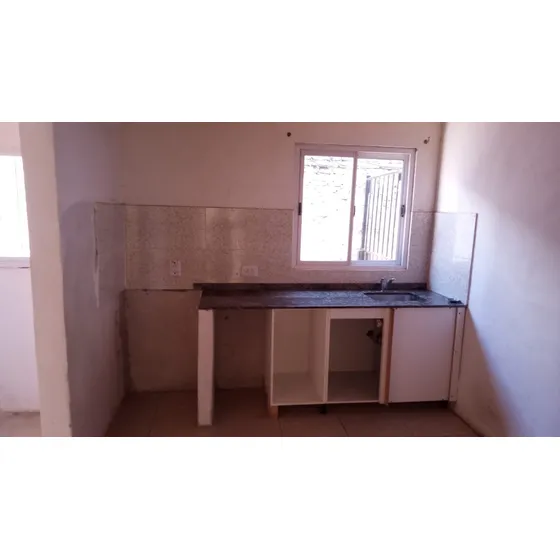 Mesada Granito Cocina Con Bacha Y Mueble Bajo Mesada 1,70mts Marrón