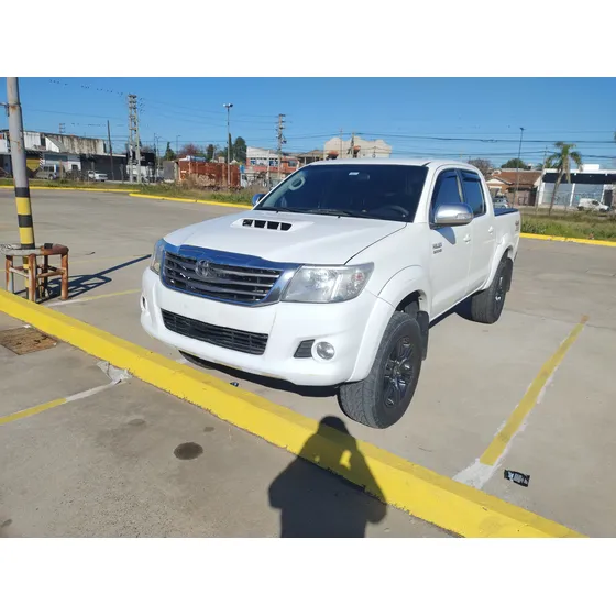 Toyota Hilux Pick-up 3.0 Cd Srv Cuero I 171cv 4x4 - E4