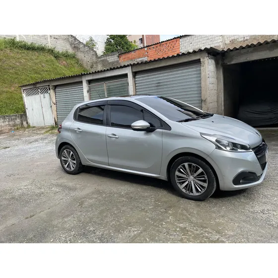 Peugeot 208 1.6 16v Griffe Flex Aut. 5p