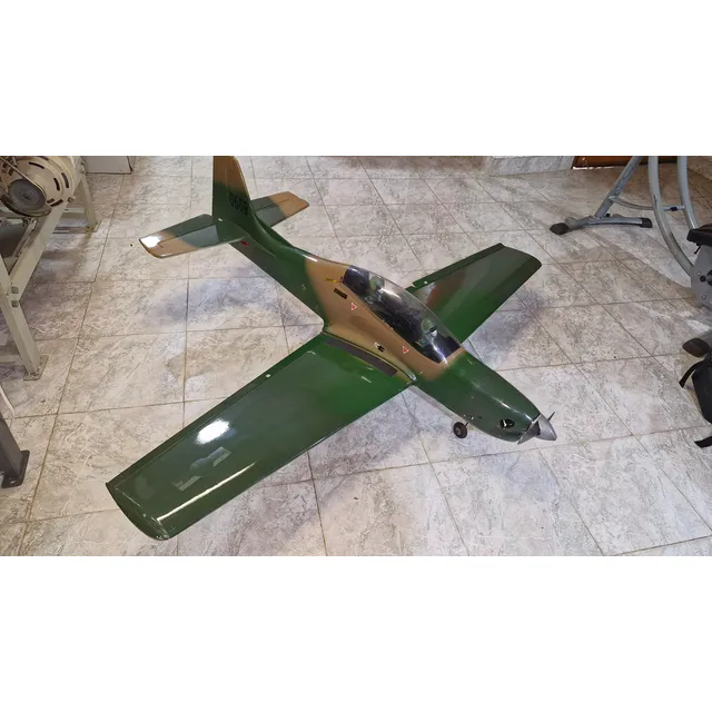 Avion Aeromodelismo Tucano, Motor Dle 20cc, Tren Retractil