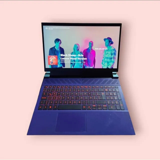 Laptop Dell G15 Rtx4060