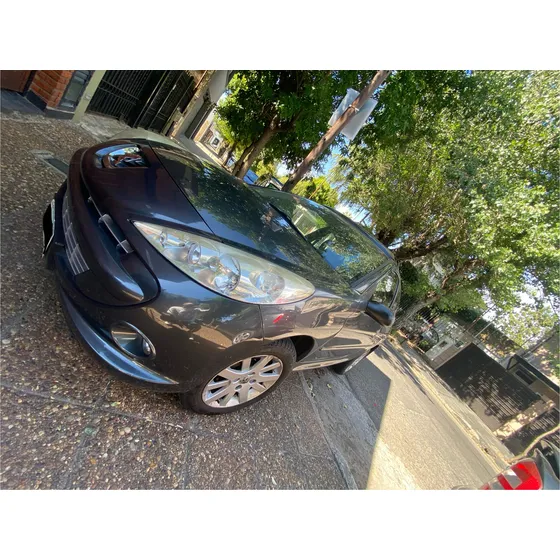 Peugeot 207 1.6 Feline 106cv