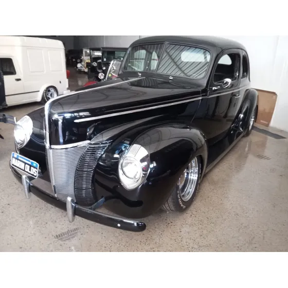 Ford Coupe 1940 V8  Hot Rod