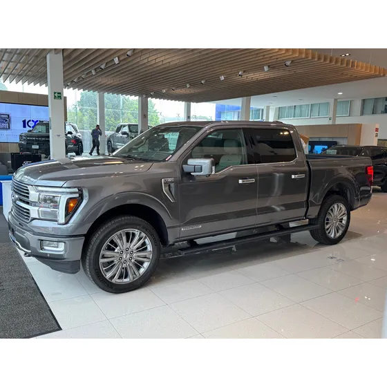 Ford Lobo 3.5 V6 Hev Platinum Plus 4x4 At