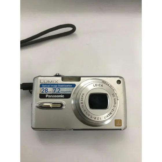 Camera Fotográfica Digital Panasonic Dmc Fx 07 Com Detalhe