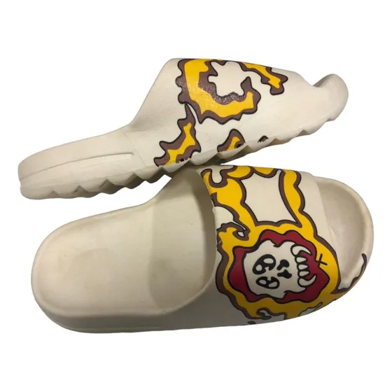 Cholas Nubes Chancleta  Ezzy Cholas Slide Yeezy