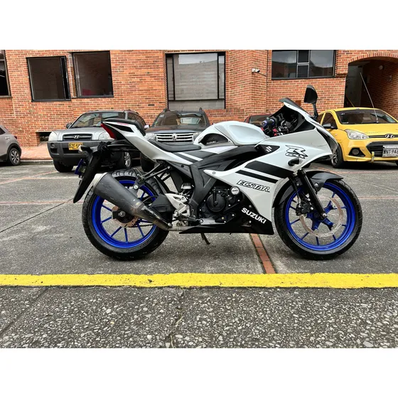 Suzuki Gsx-r 150 Blanca