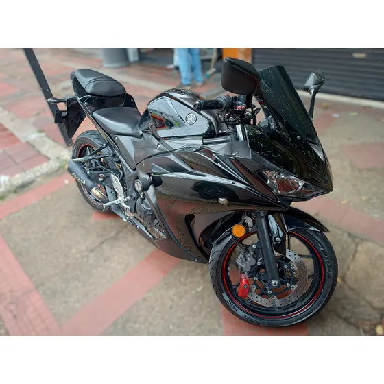 Yamaha R3 2016