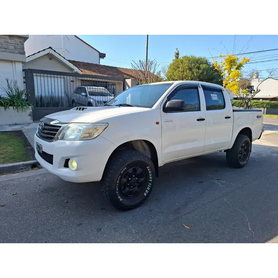Toyota Hilux Pick-up 2.5 Cd Dx Pack 120cv 4x4 - C3
