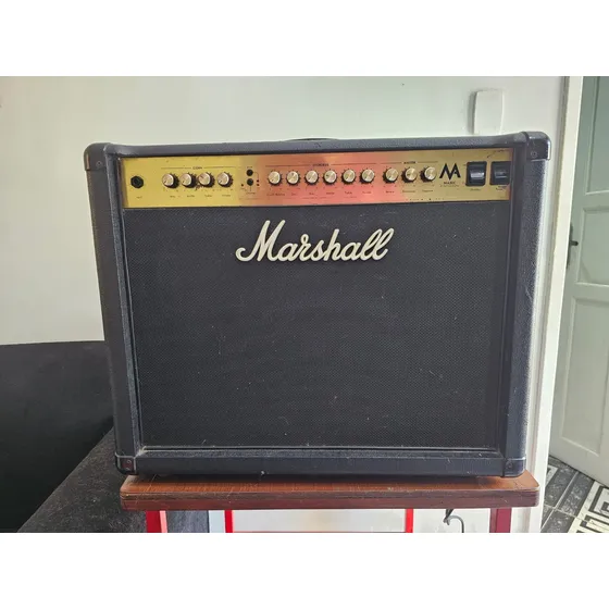  Caixa Valvulada Marshall Ma50c - 50w - Celestion 100w | Ó
