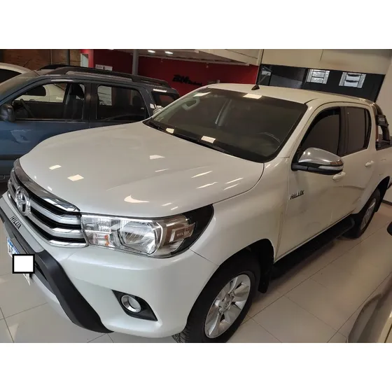 Toyota Hilux Pick-up 2.8 Cd Srv 177cv 4x4
