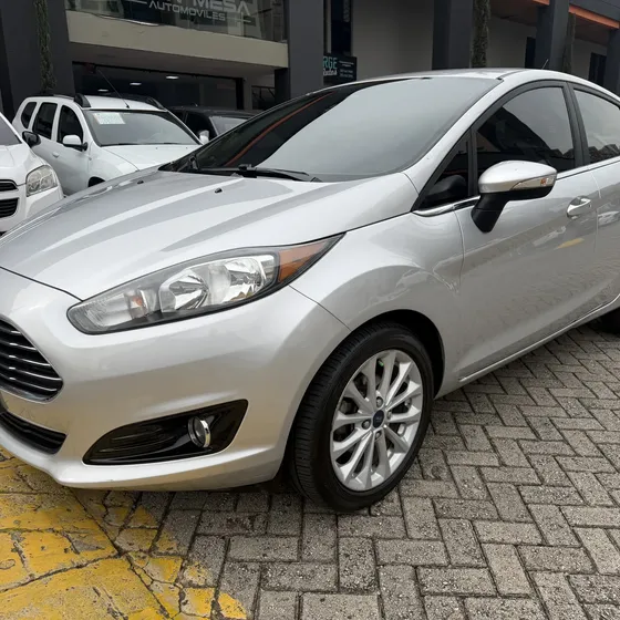 Ford Fiesta 2018 1.6 Hatchback Titanium