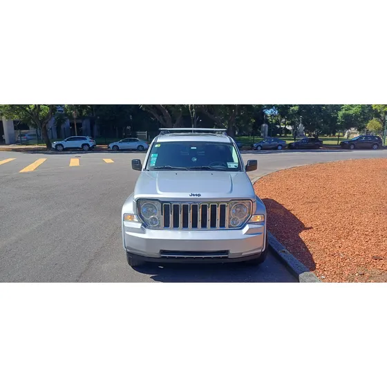 Jeep Cherokee 3.7 Limited Atx