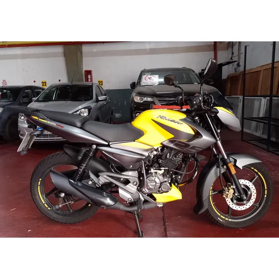 Bajaj Rouser 125