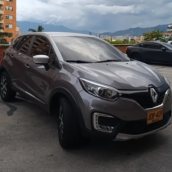 Renault Captur 2021 2.0 Bose Automática