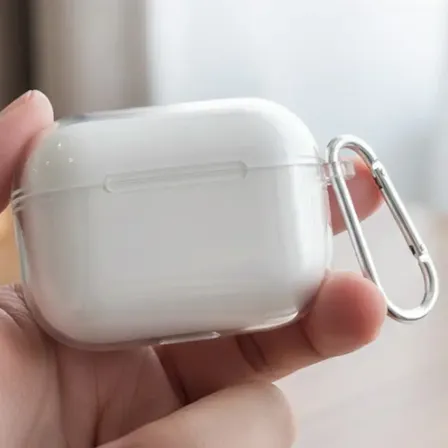 Capa Case Capinha Protetora Tpu Para AirPods Pro 3 Geração3 2025 Com Gancho Mosquetão Incluso Transparente