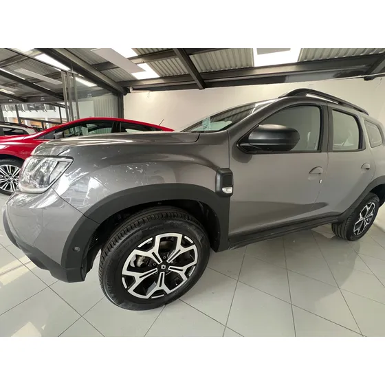 Renault Duster 1.3 Iconic Cvt