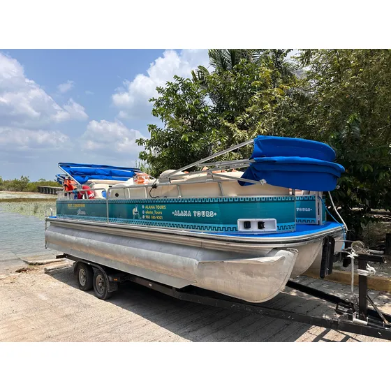 Ponton 23 Pies Trimaran Para 15 Pasajeros