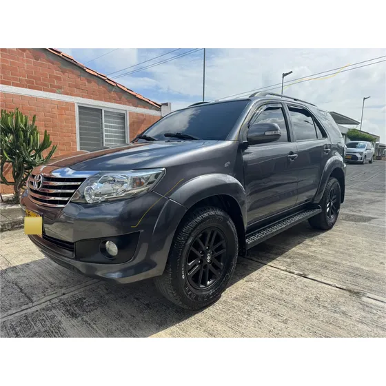 Toyota Fortuner 2.7l