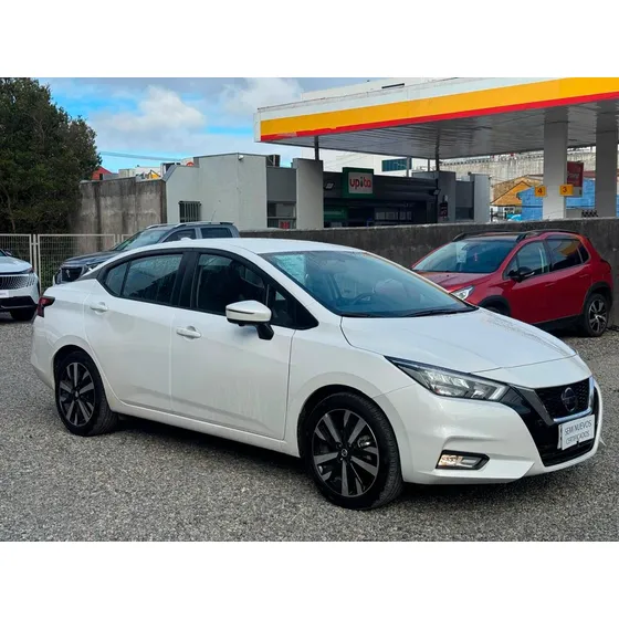 Nissan Versa Exclusive Cvt