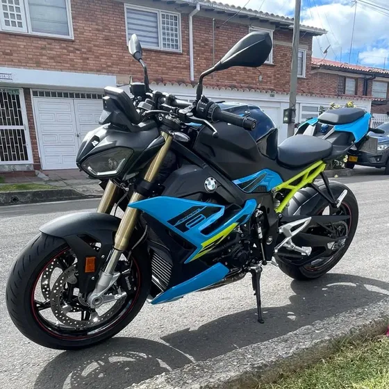 Bmw S1000r 2025