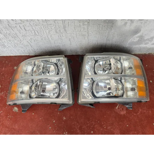 Faros Chevrolet Silverado 100% Originales Gm Izquierd Derech