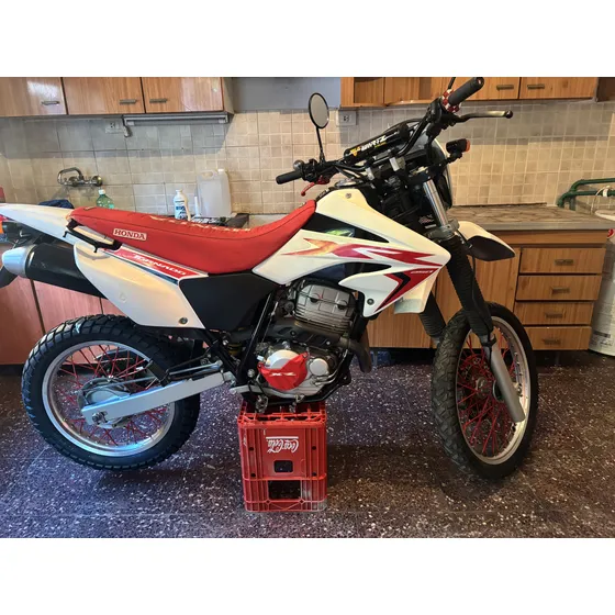Honda Tornado