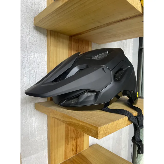 Casco Specialized Táctic 4