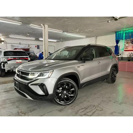 Volkswagen Taos 1.4 Tsi Highline At
