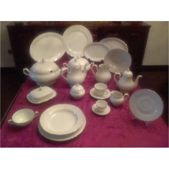 Vajilla De Porcelana Bavaria Hutschenreuther  Alemana 140 Pz