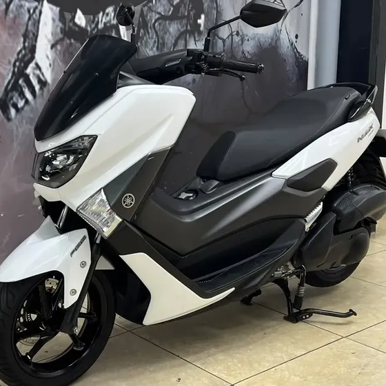 Yamaha N-max 2021