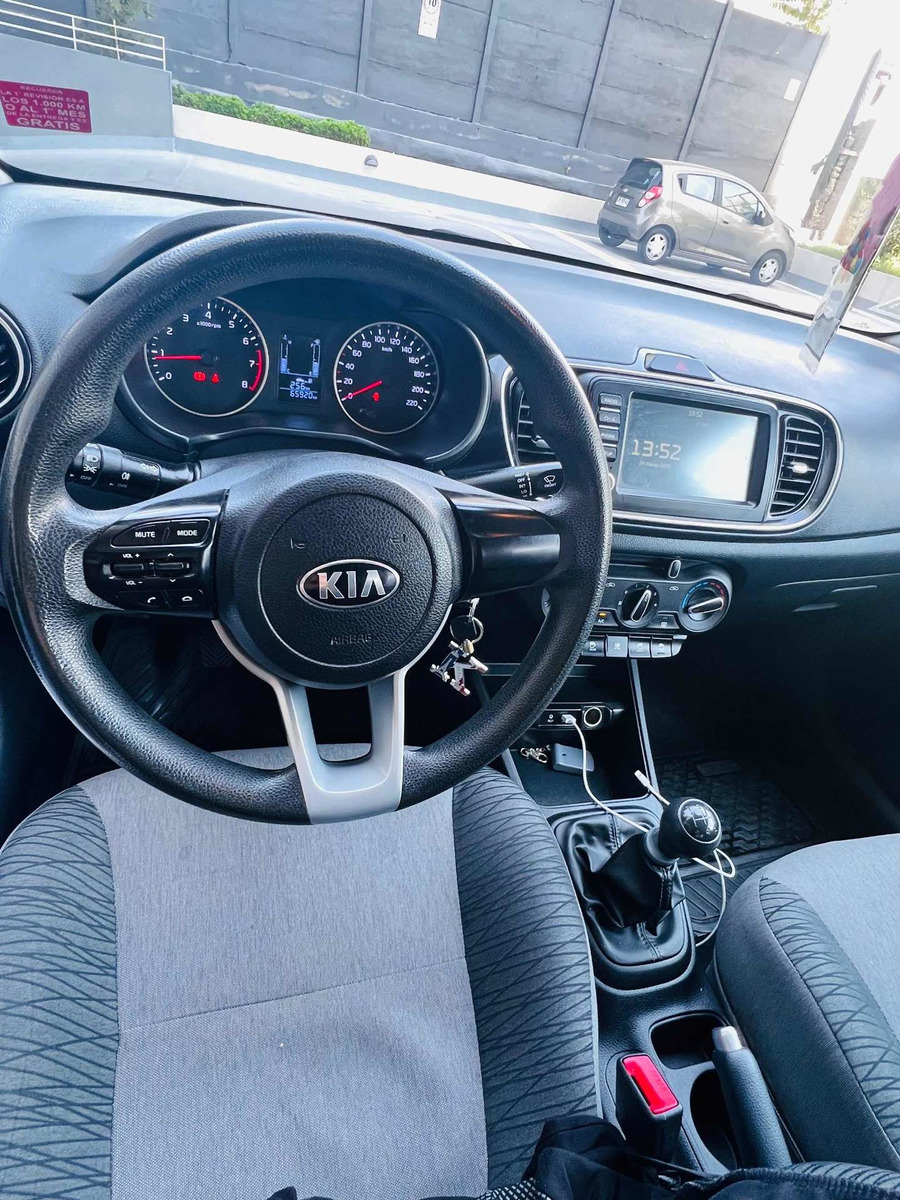 Kia Soluto Lx 1.4l 5mt Ac