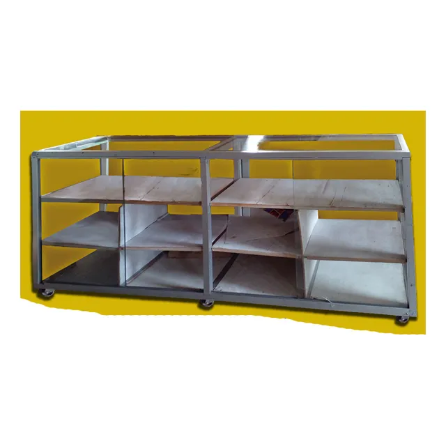 Vendo Vitrina De Aluminio Y Vidrio, 2 Metros De Largo Aluminio