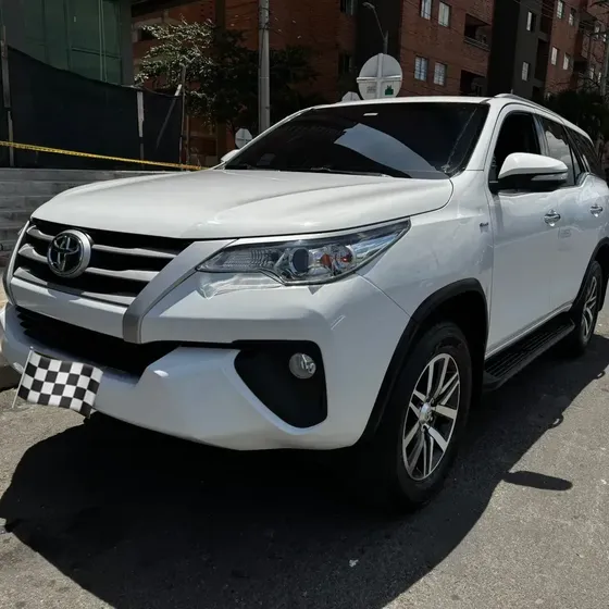 Toyota Fortuner 2017 2.8l