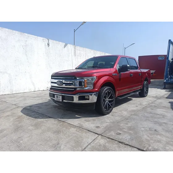 Ford Lobo 5.0l Doble Cabina Xlt V8 4x2 At