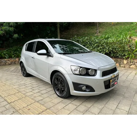 Chevrolet Sonic 1.6 Lt 5 P
