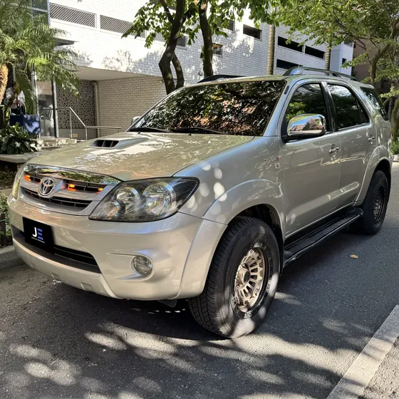 Toyota Fortuner 2008 Srv