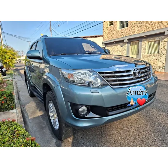 Toyota Fortuner 4x2