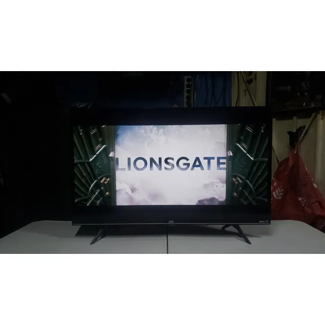 Pantalla Jvc 32 Roku Smart Tv Hd Como Nueva Al 100%