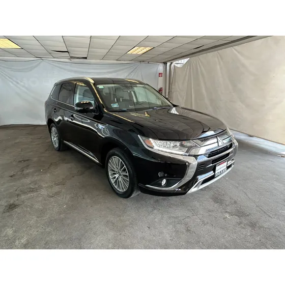 Mitsubishi Outlander 2.0 Se Híbrido 4x4 At