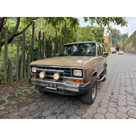 Ford Bronco 2 1985