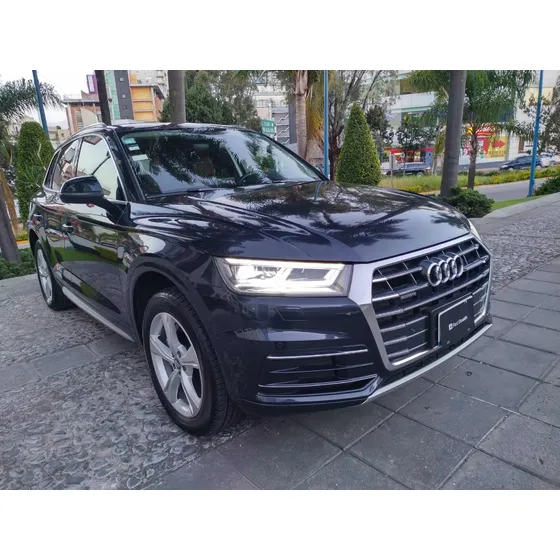 Audi Q5 2.0 L T Elite Dsg
