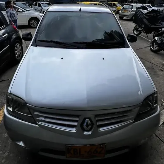 Renault Logan 2010 1.4 Entry Familier