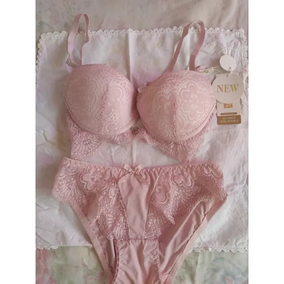 Conjunto De Sostén Y Pantaleta Talla 34 Copa B Con Encaje