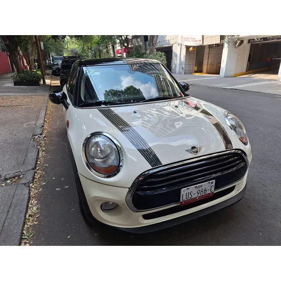 Mini Cooper 1.5 Salt 5 Puertas At