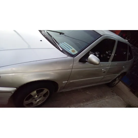 Volkswagen Pointer 1.8 Cli