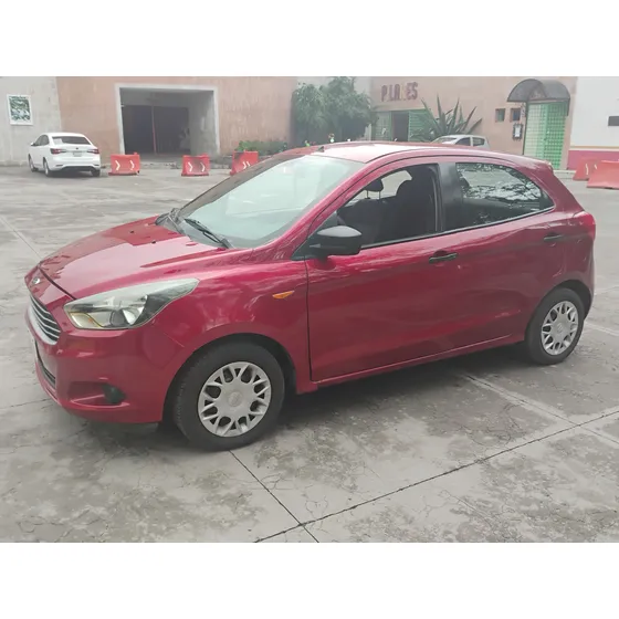 Ford Figo 1.5 Impulse Aa Hatchback Mt