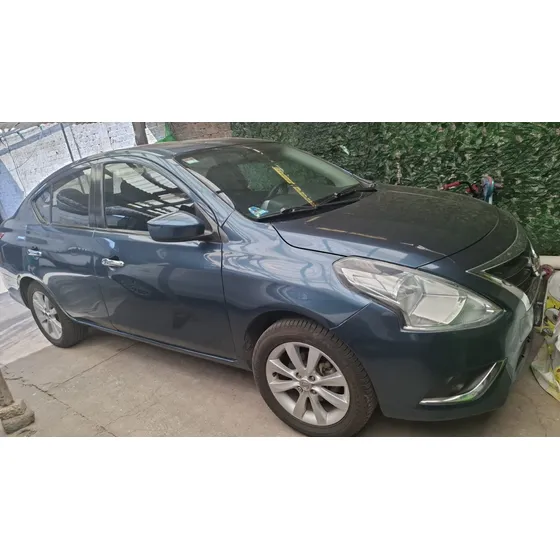 Nissan Versa 1.6 Advance Mt