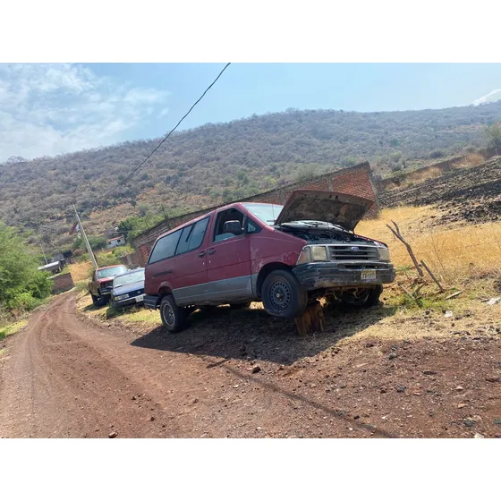 Ford Aerostar 4.0 Coupe V6 Mt